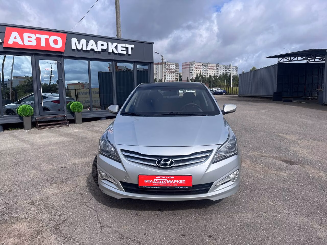 Hyundai Solaris фото 2