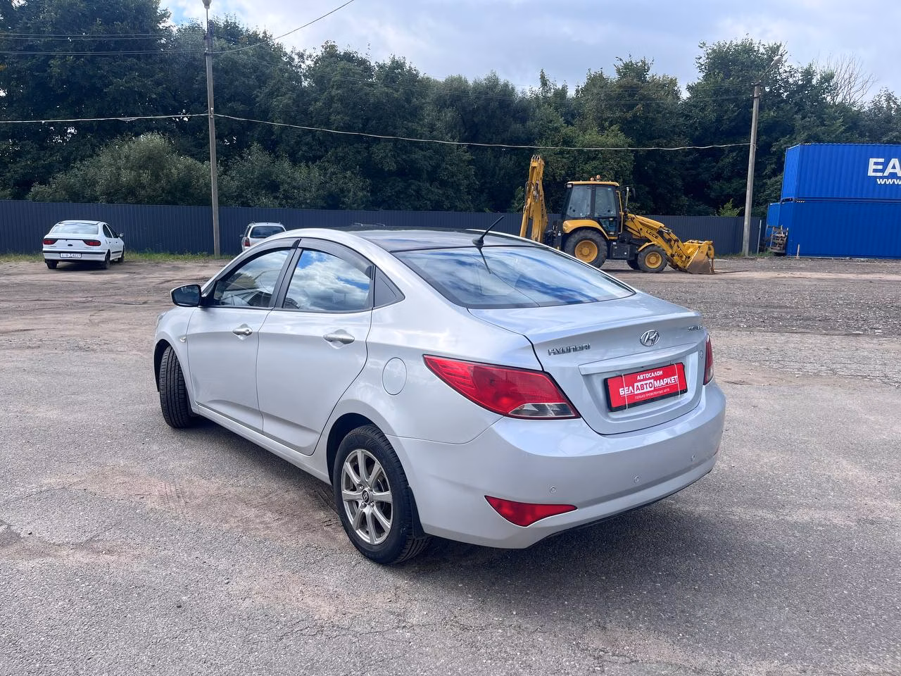 Hyundai Solaris фото 7
