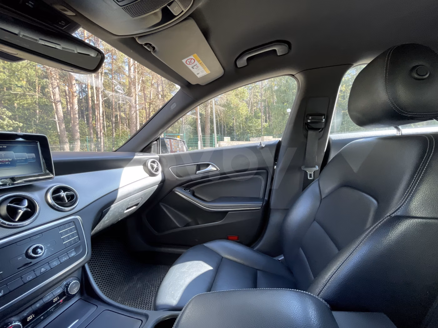 Mercedes-Benz CLA фото 12