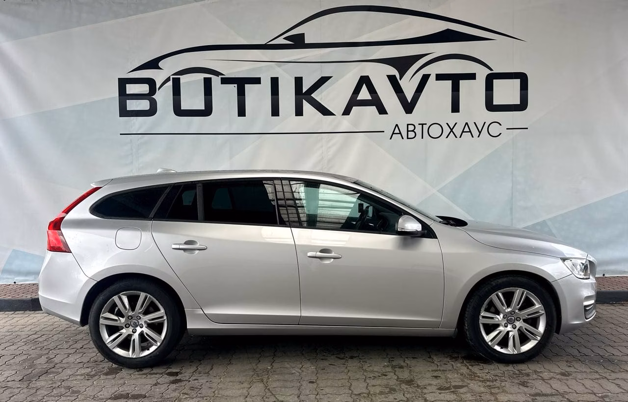 Volvo V60 фото 7