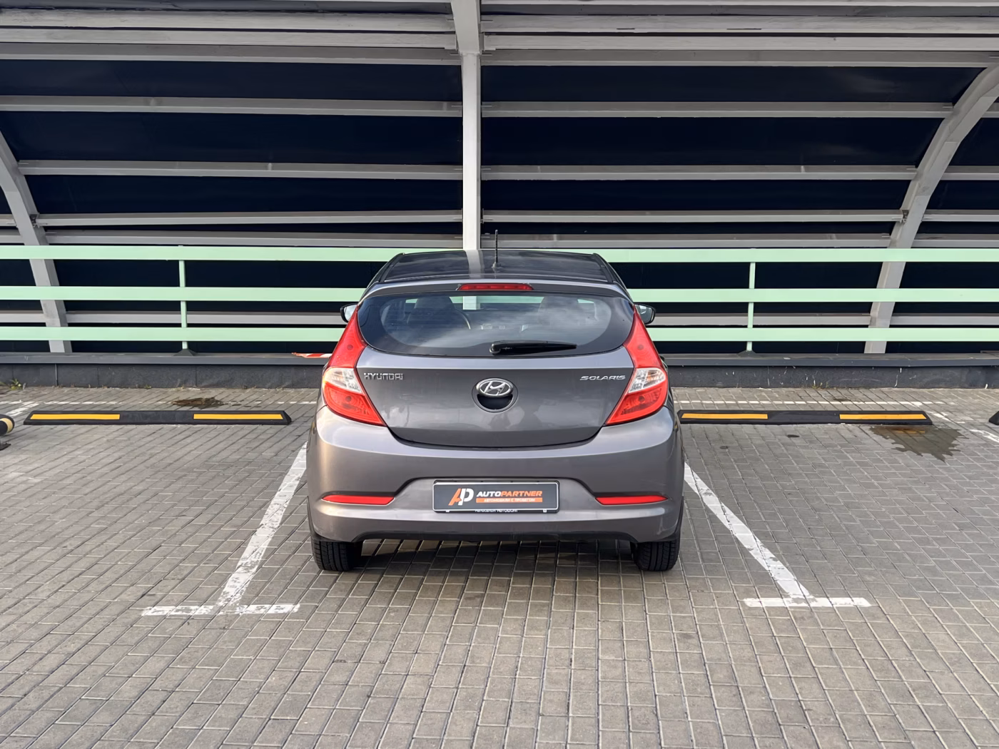 Hyundai Solaris фото 5