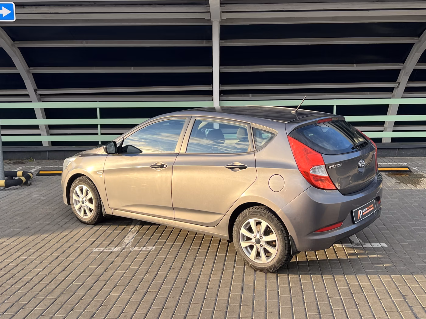 Hyundai Solaris фото 6