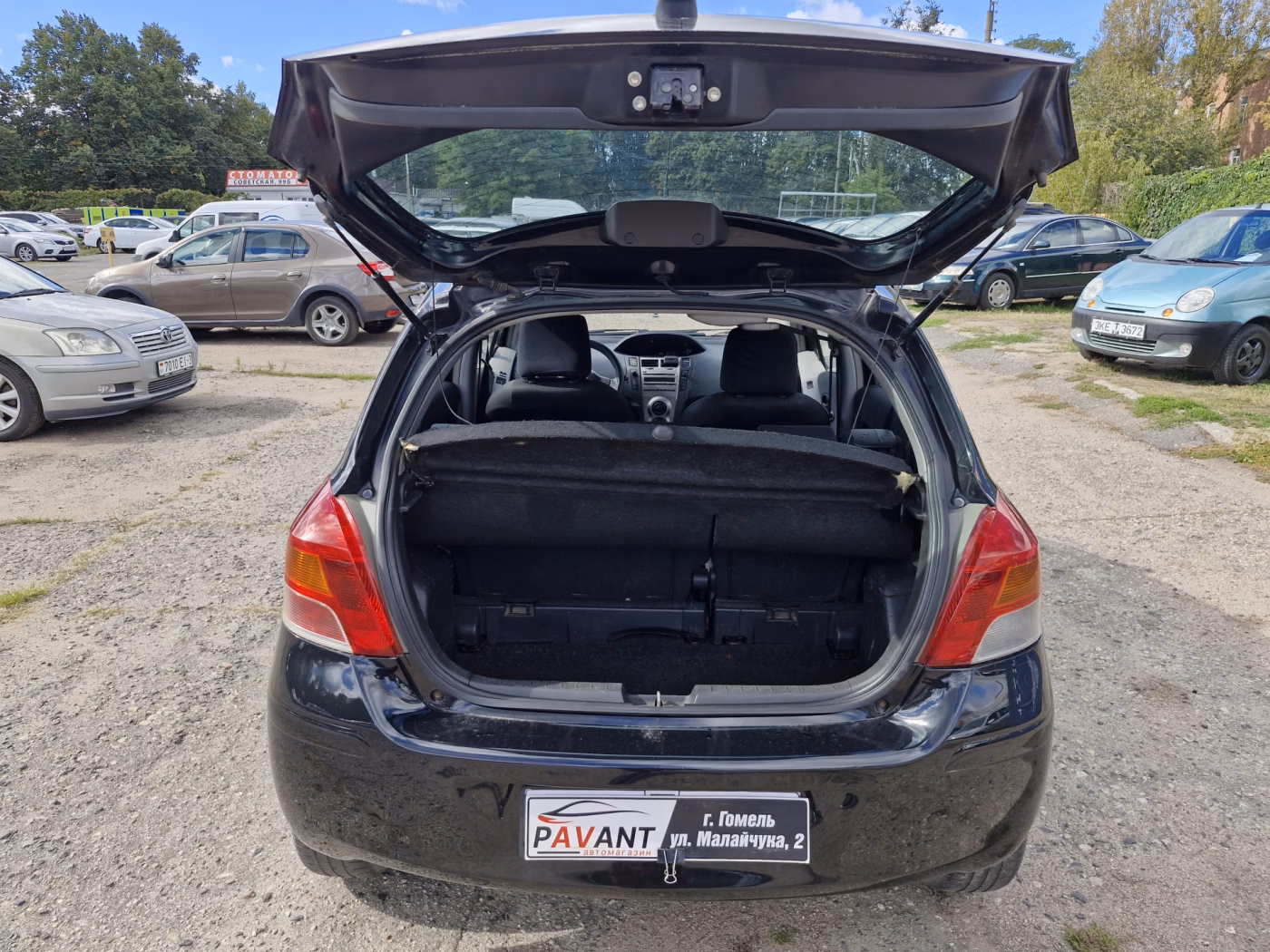 Toyota Yaris фото 15