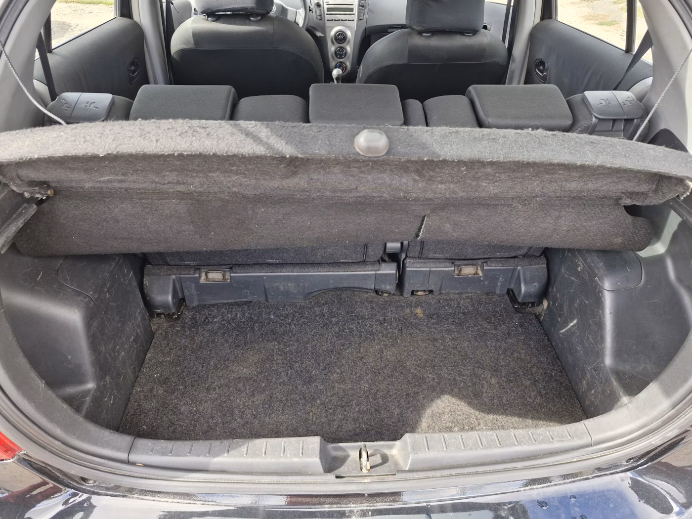 Toyota Yaris фото 16