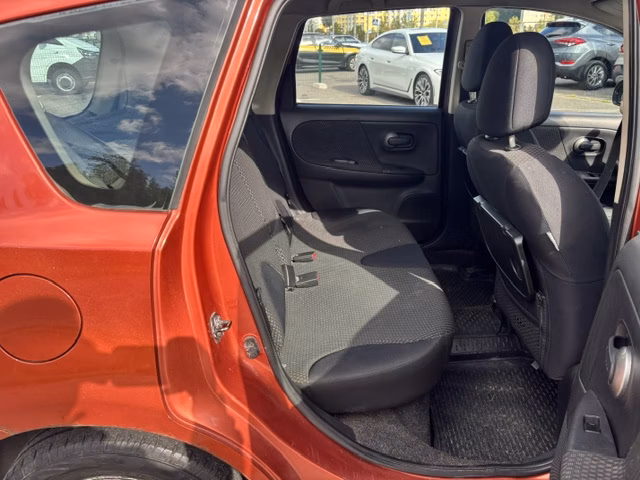 Nissan Note фото 11