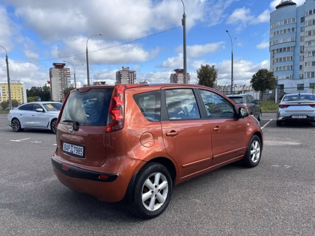 Nissan Note фото 6