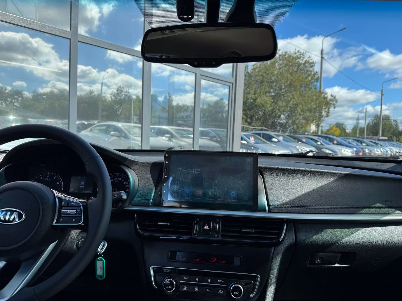 Kia Optima фото 12