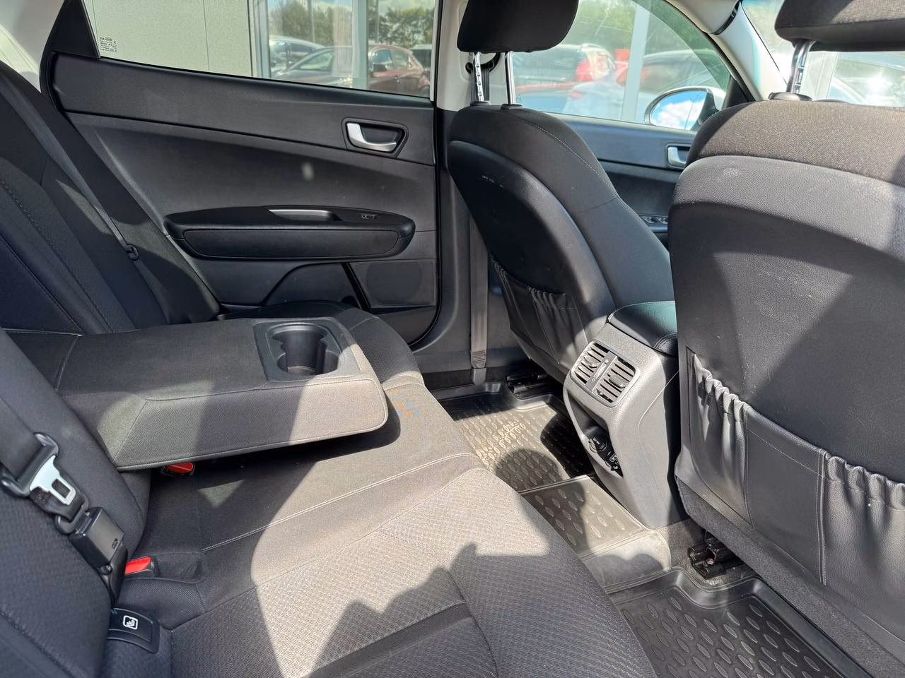 Kia Optima фото 18