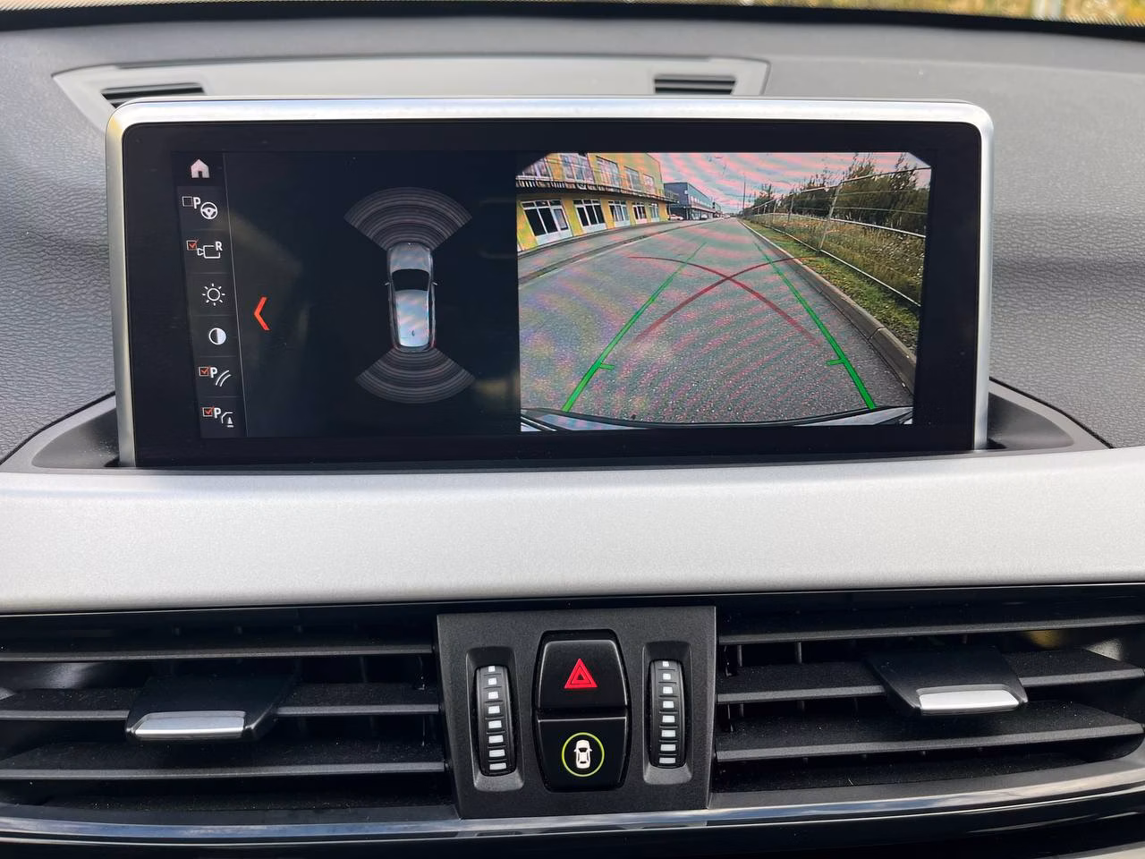 BMW X1 фото 12