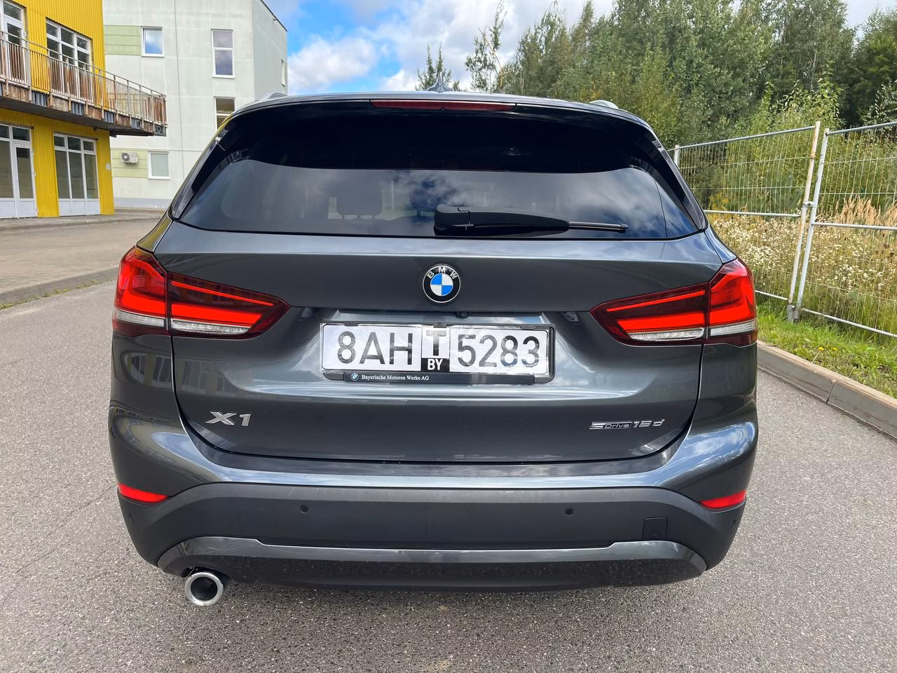 BMW X1 фото 6