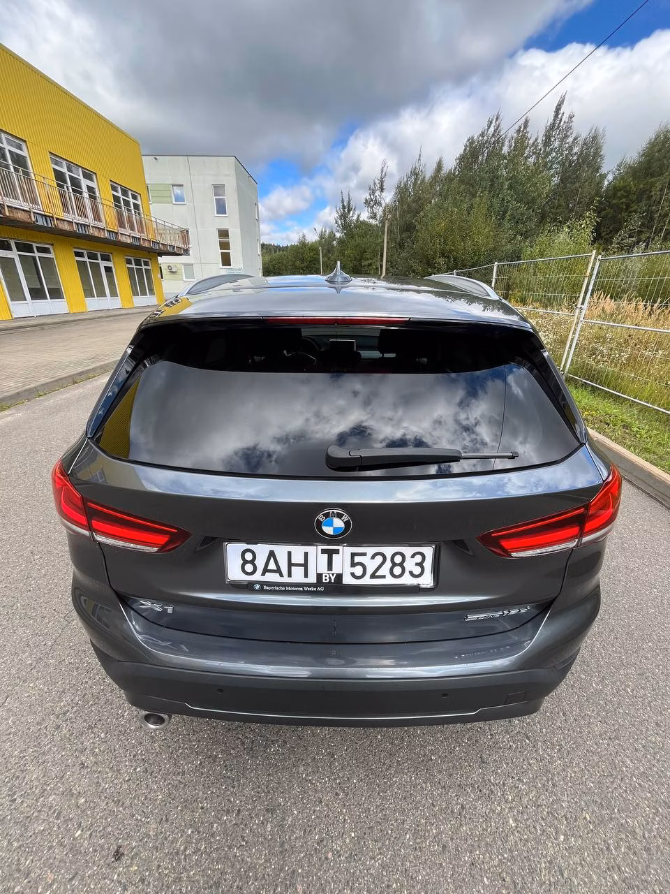 BMW X1 фото 8