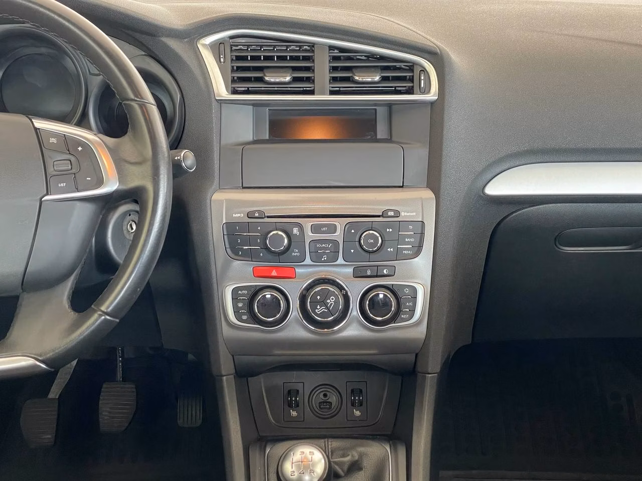 Citroen C4 фото 20
