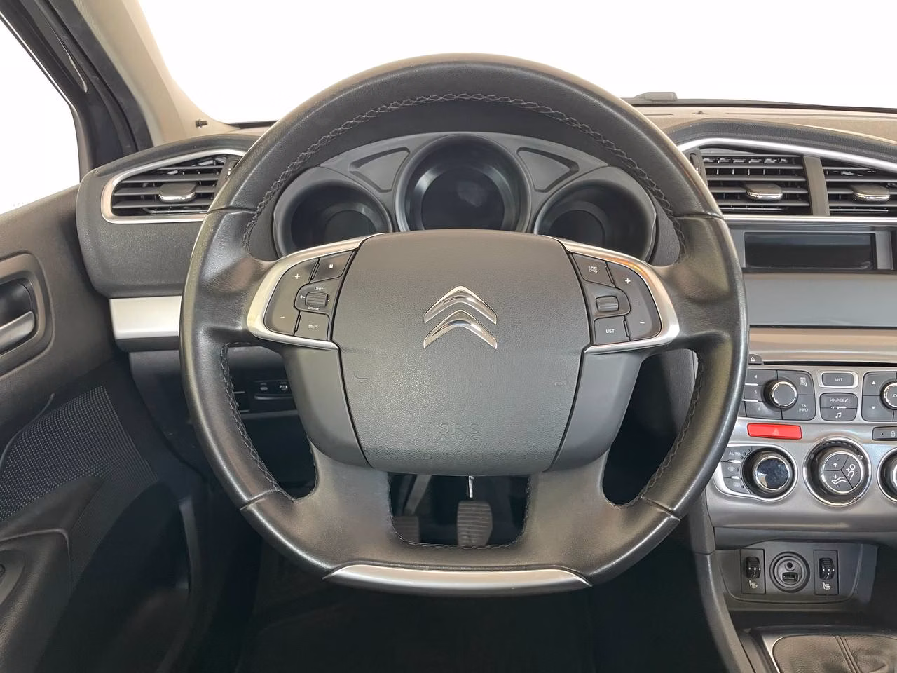 Citroen C4 фото 21