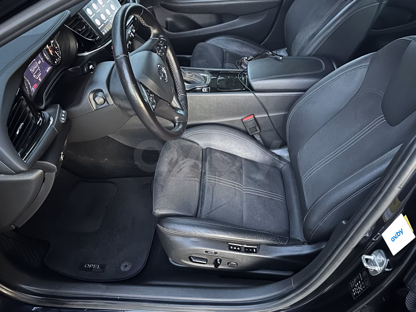 Opel Insignia фото 9