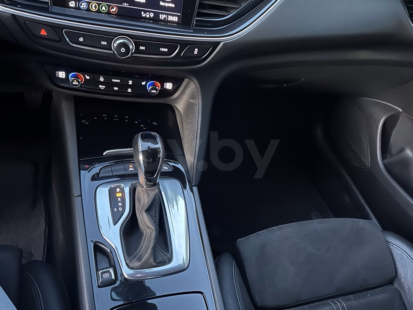 Opel Insignia фото 10