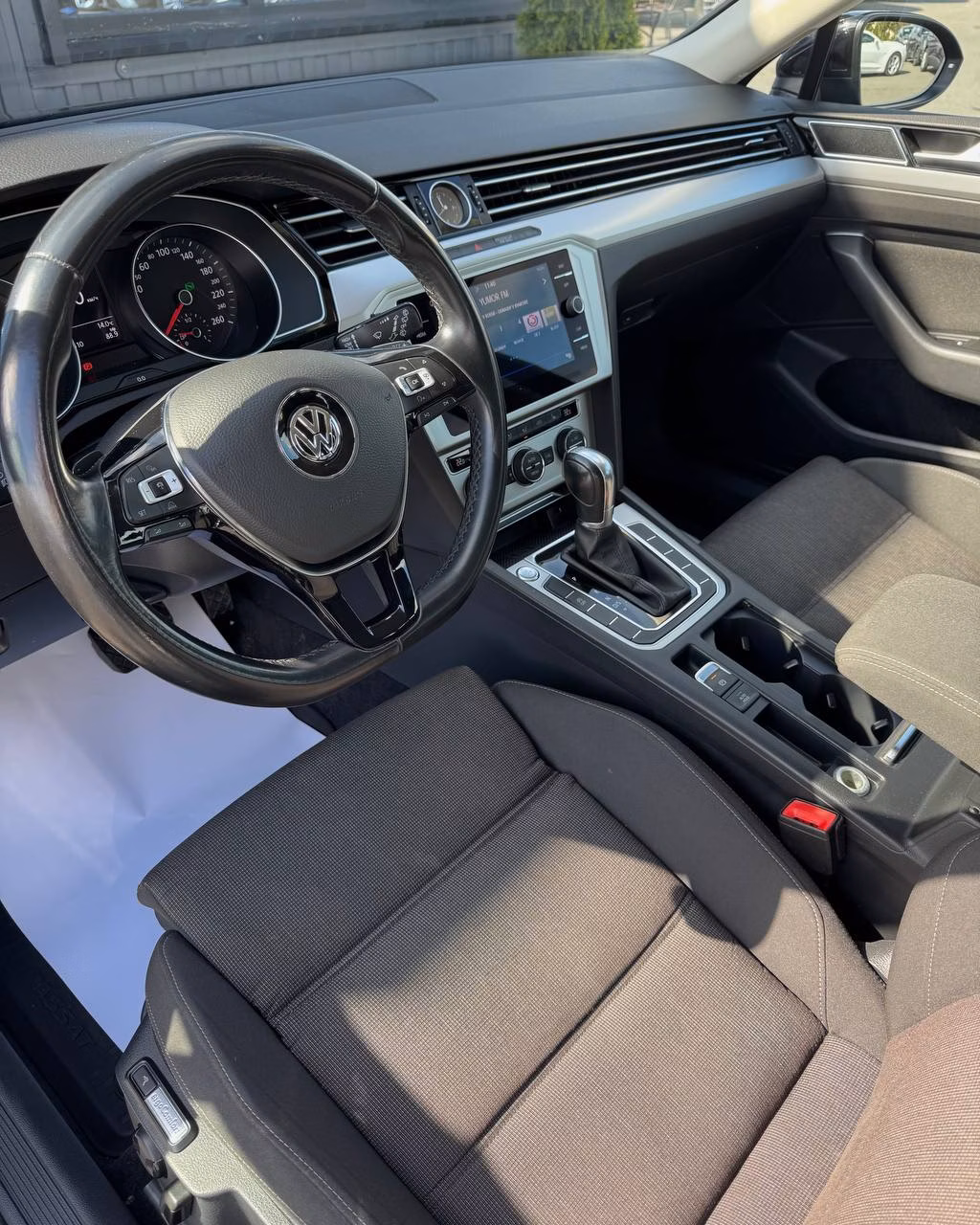 Volkswagen Passat фото 10