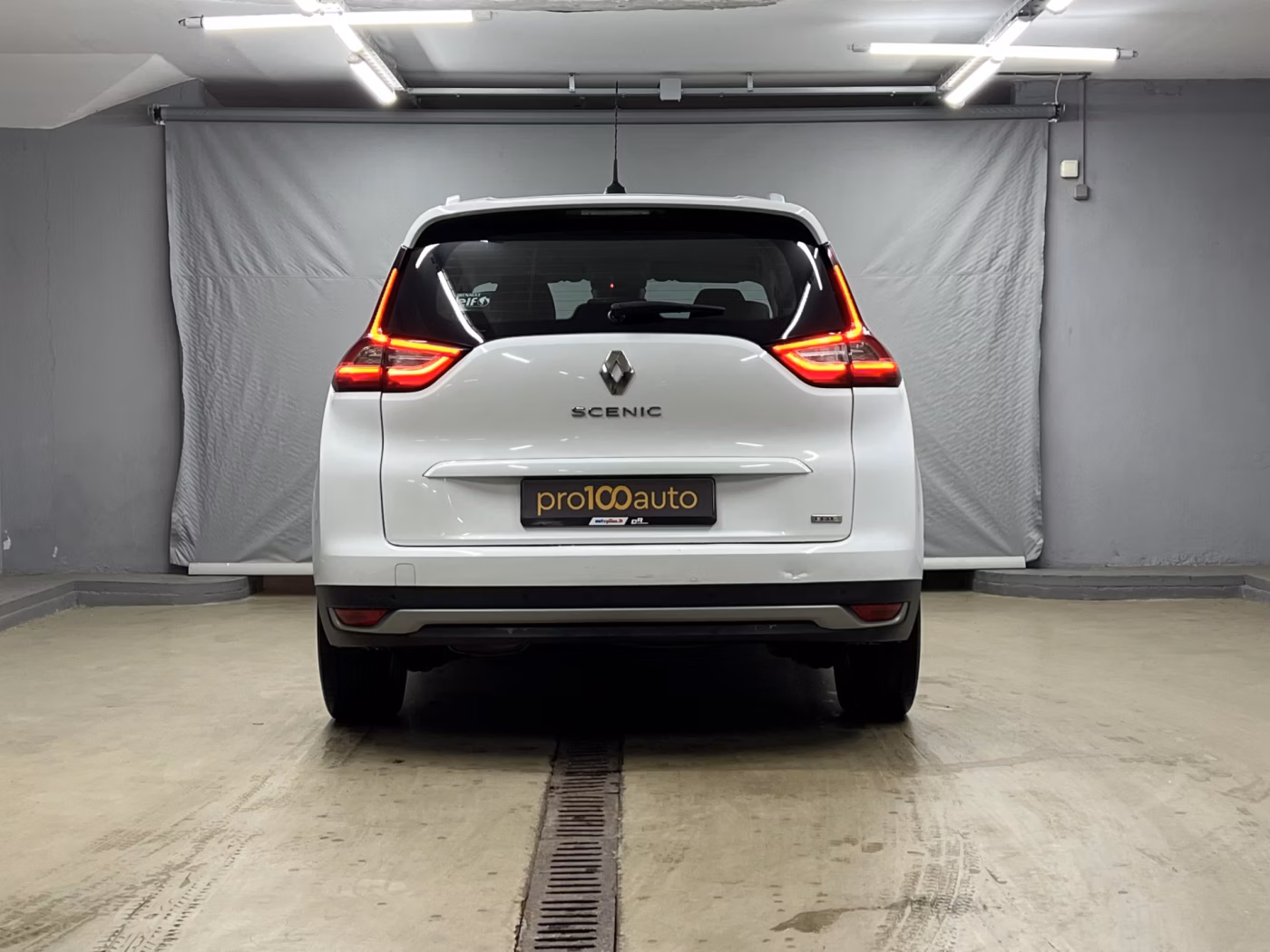 Renault Grand Scenic фото 5
