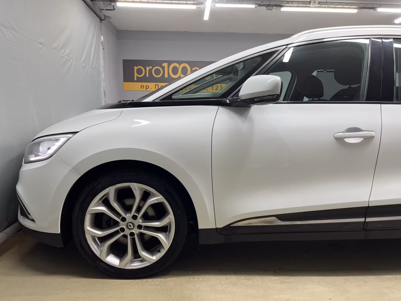 Renault Grand Scenic фото 7