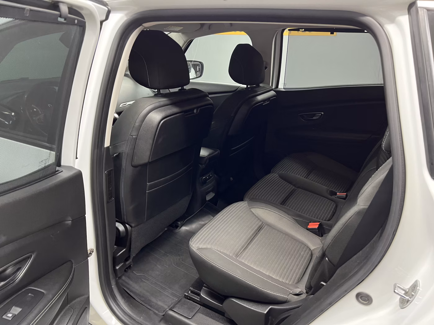 Renault Grand Scenic фото 10