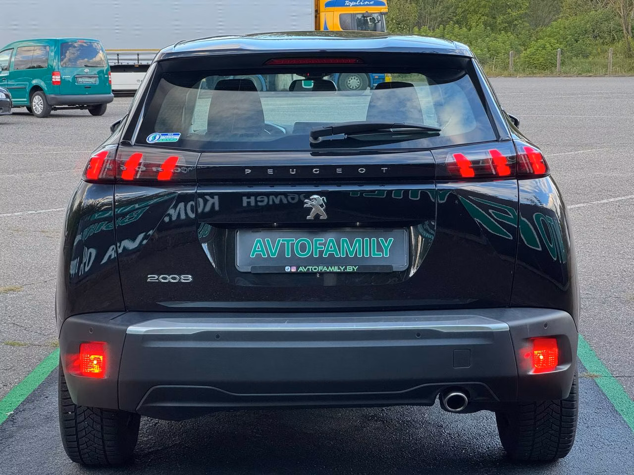 Peugeot 2008 фото 8