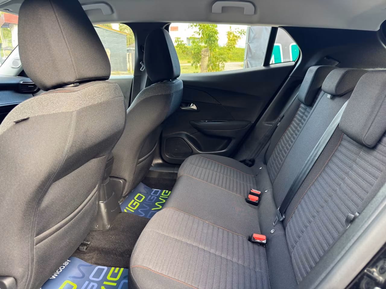 Peugeot 2008 фото 14
