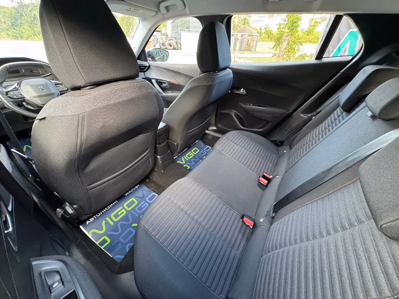 Peugeot 2008 фото 15