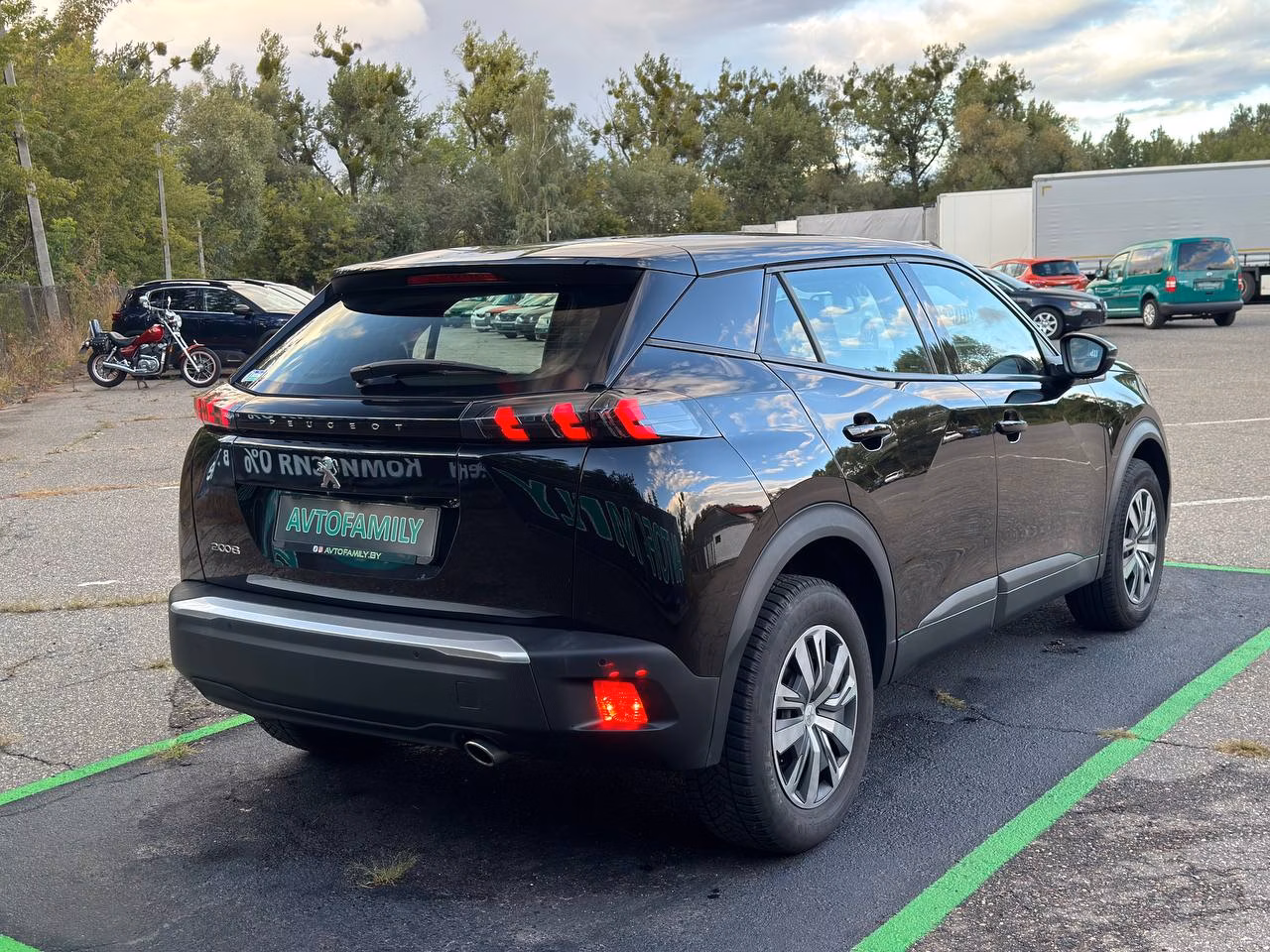 Peugeot 2008 фото 10