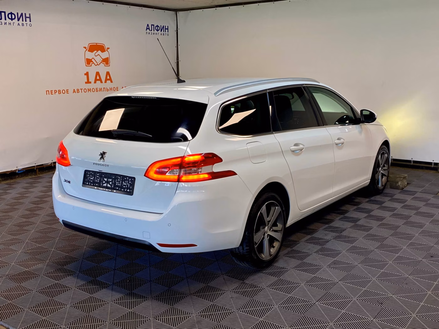 Peugeot 308 фото 4
