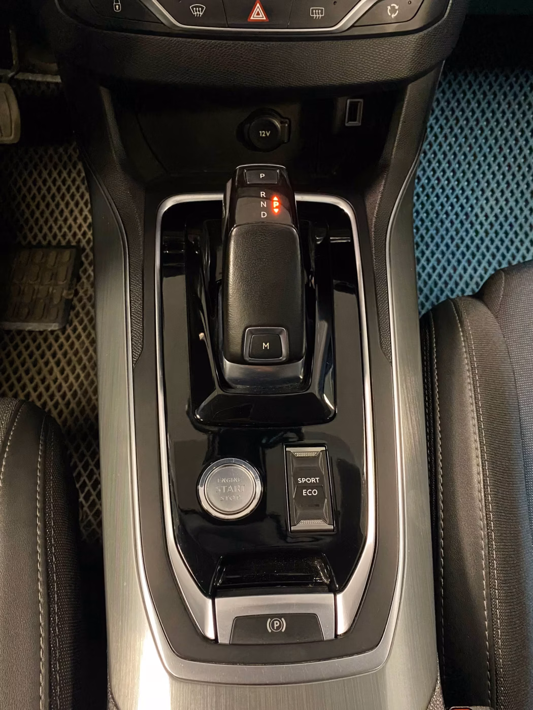Peugeot 308 фото 10