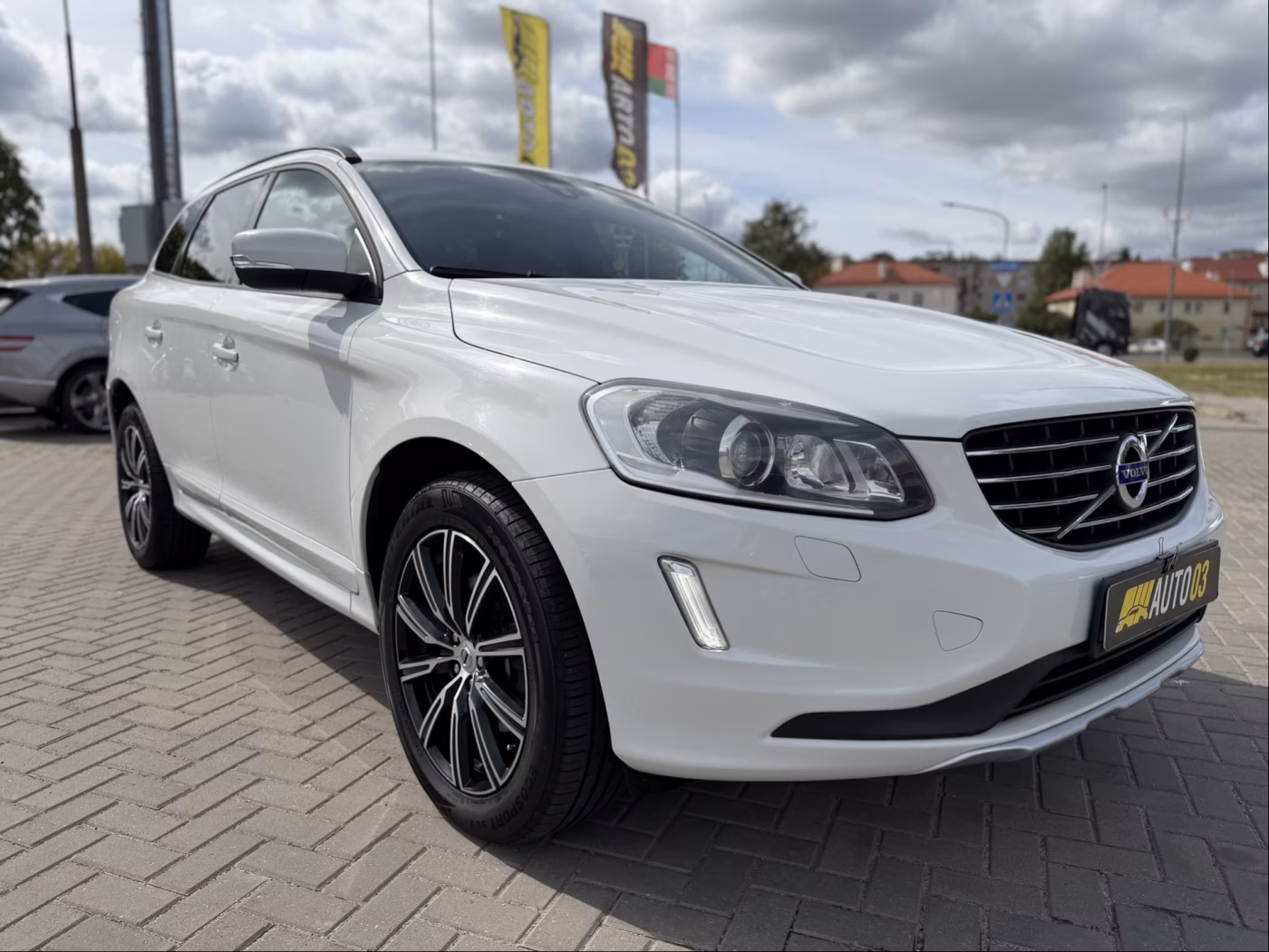 Volvo XC60 фото 10
