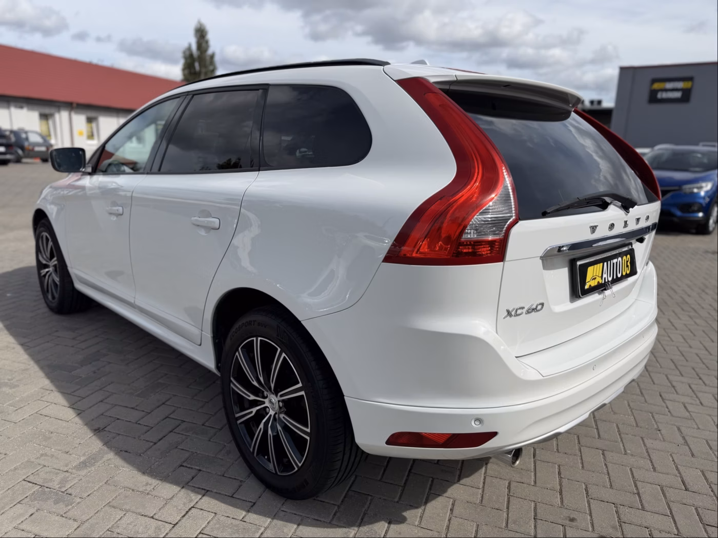 Volvo XC60 фото 7