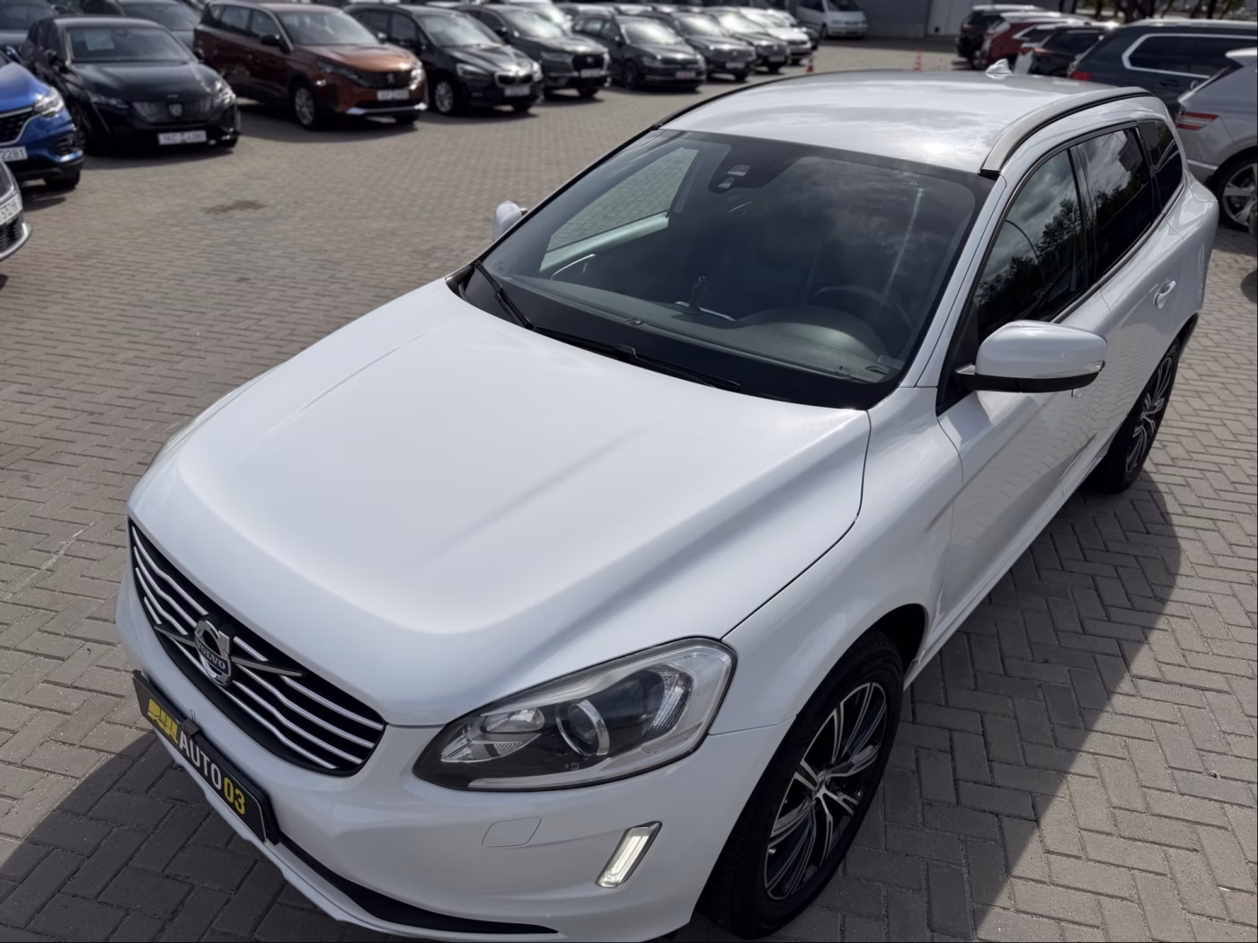 Volvo XC60 фото 9