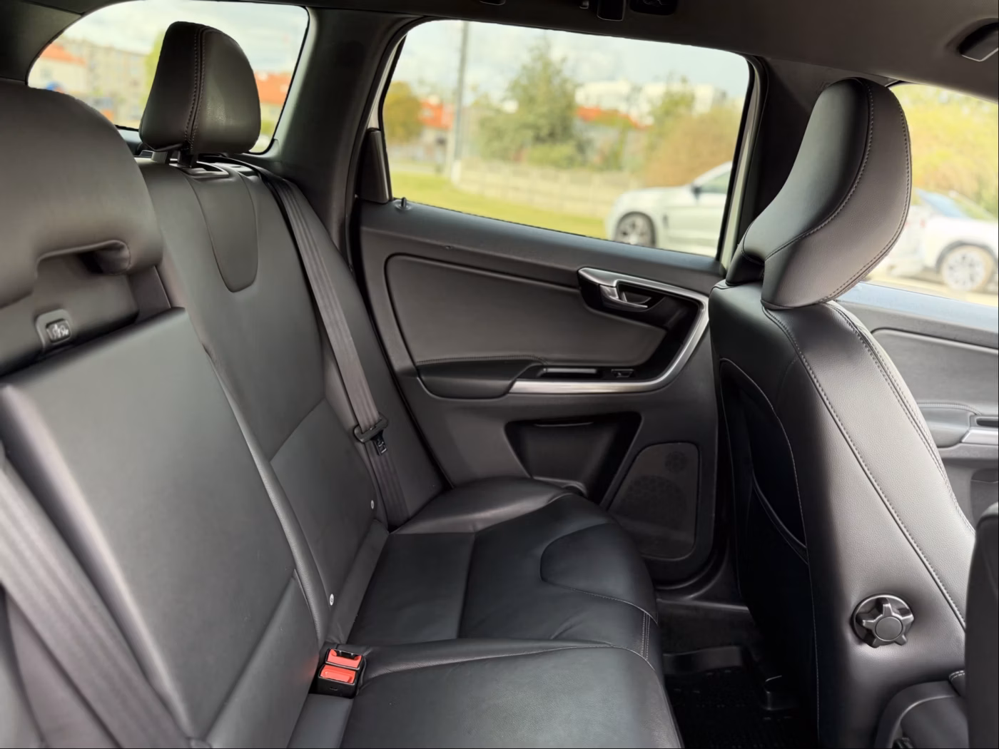 Volvo XC60 фото 20