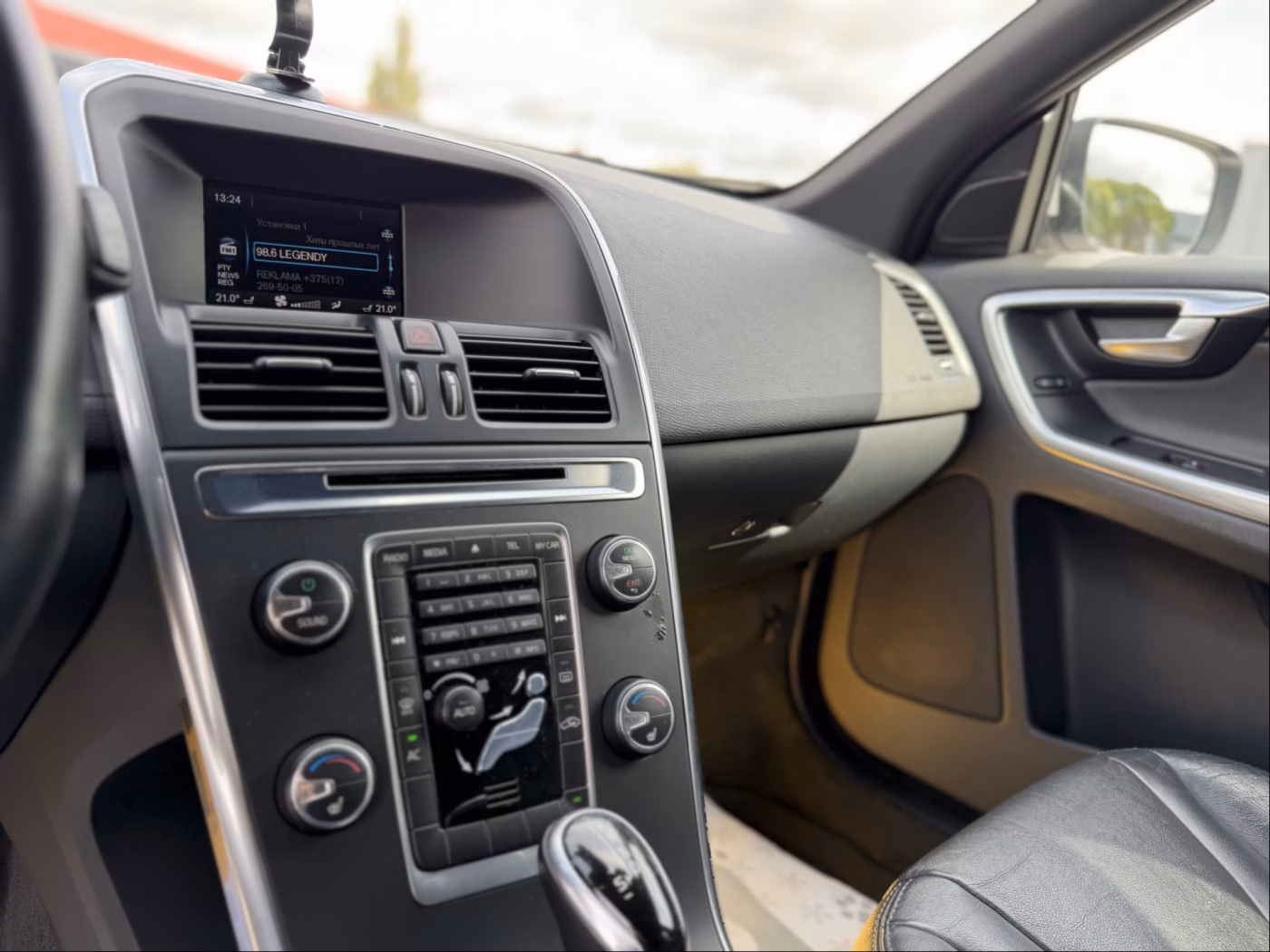 Volvo XC60 фото 22