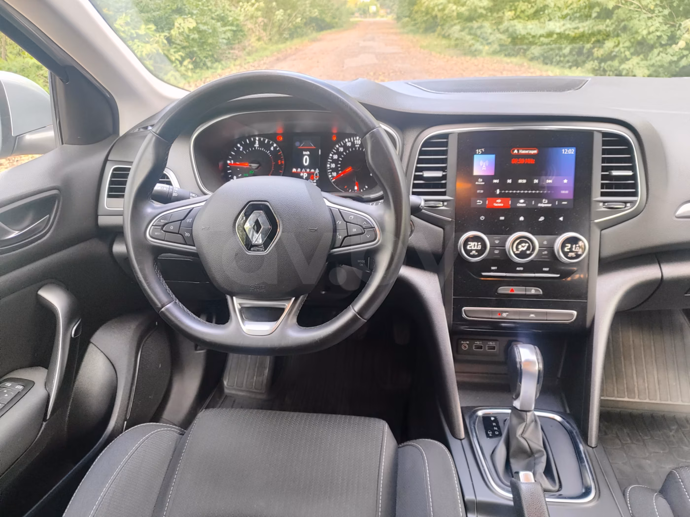 Renault Megane фото 9