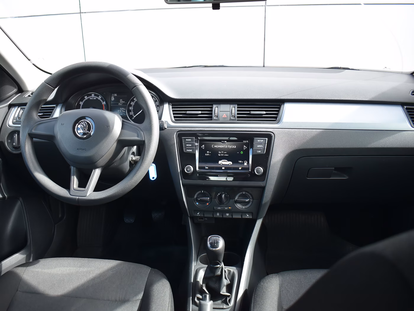 Skoda Rapid фото 9