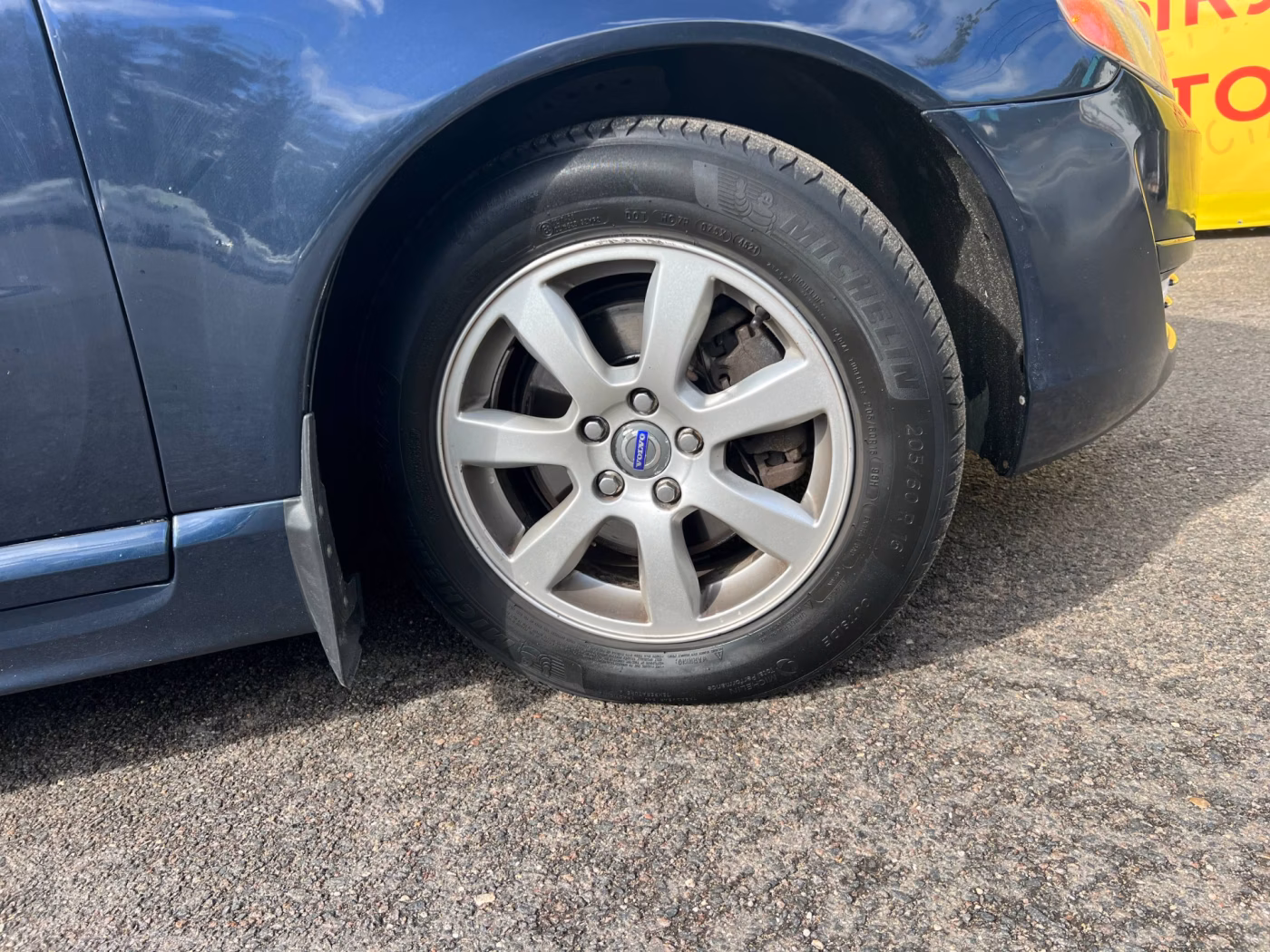 Volvo V70 фото 22