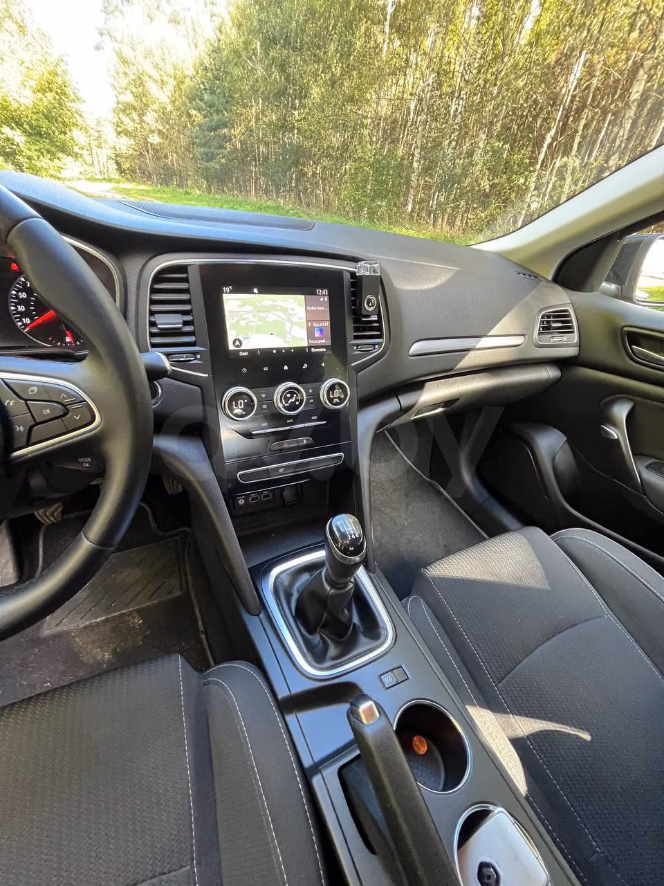 Renault Megane фото 12