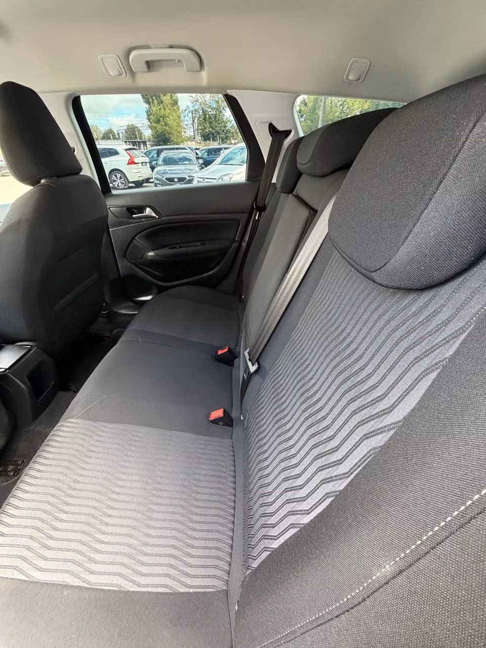 Peugeot 308 фото 9