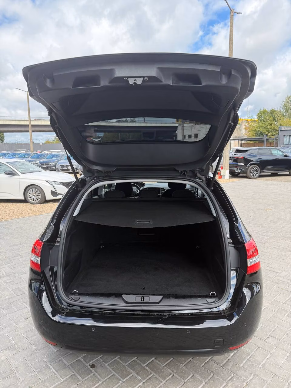 Peugeot 308 фото 14