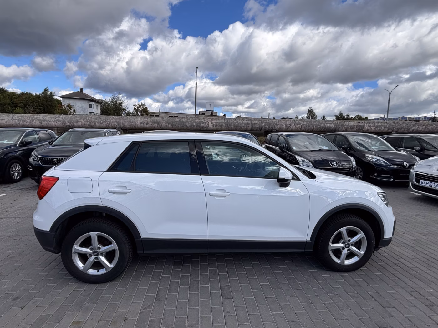 Audi Q2 фото 6