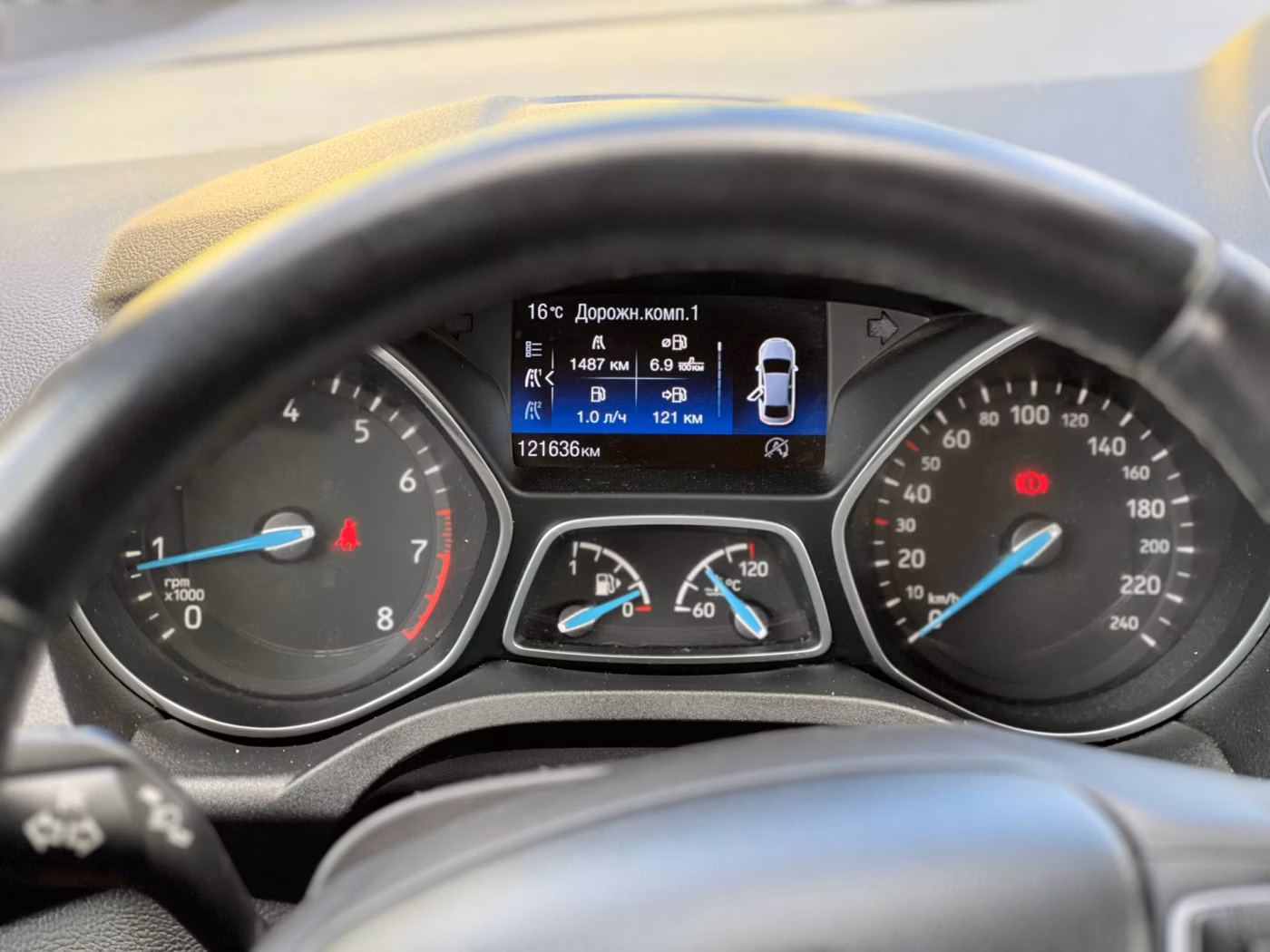 Ford C-MAX фото 14