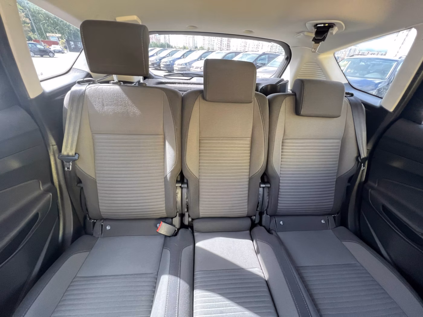 Ford C-MAX фото 18