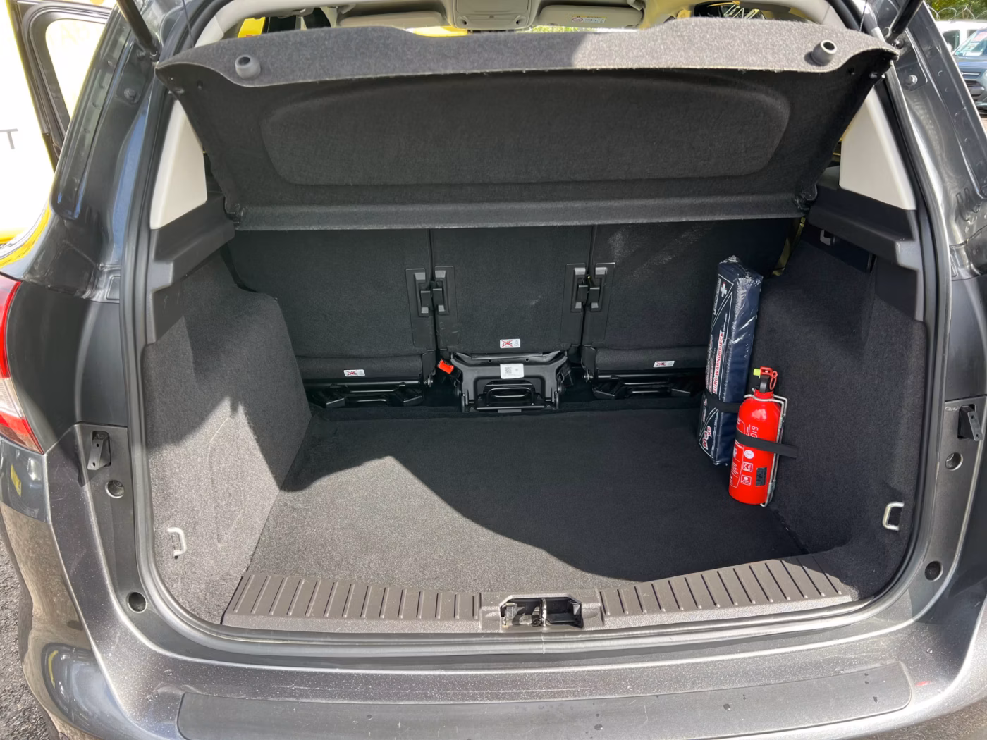 Ford C-MAX фото 8