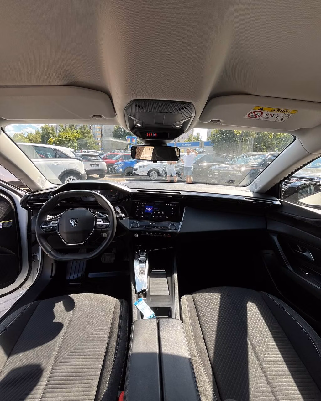 Peugeot 308 фото 9