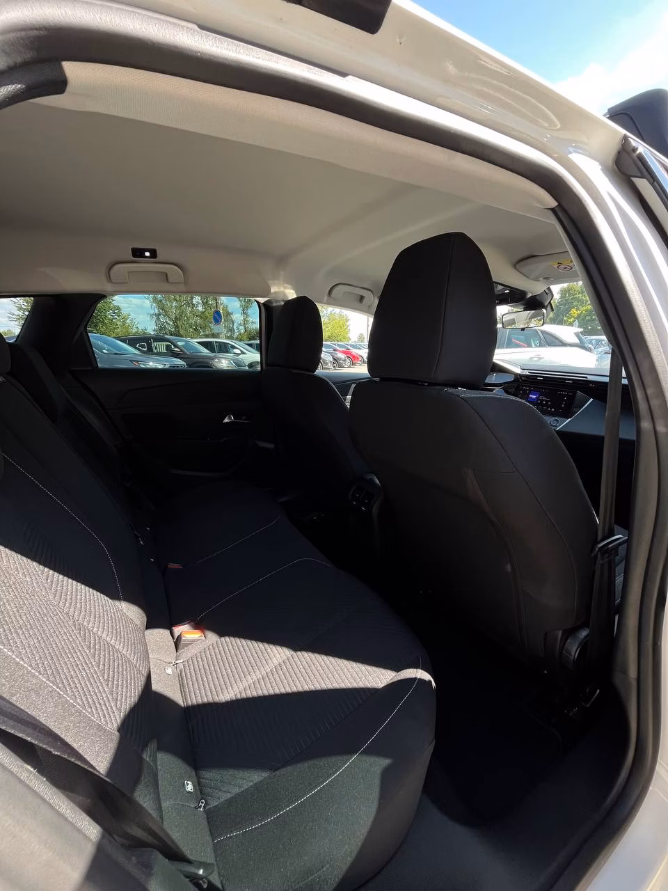 Peugeot 308 фото 13