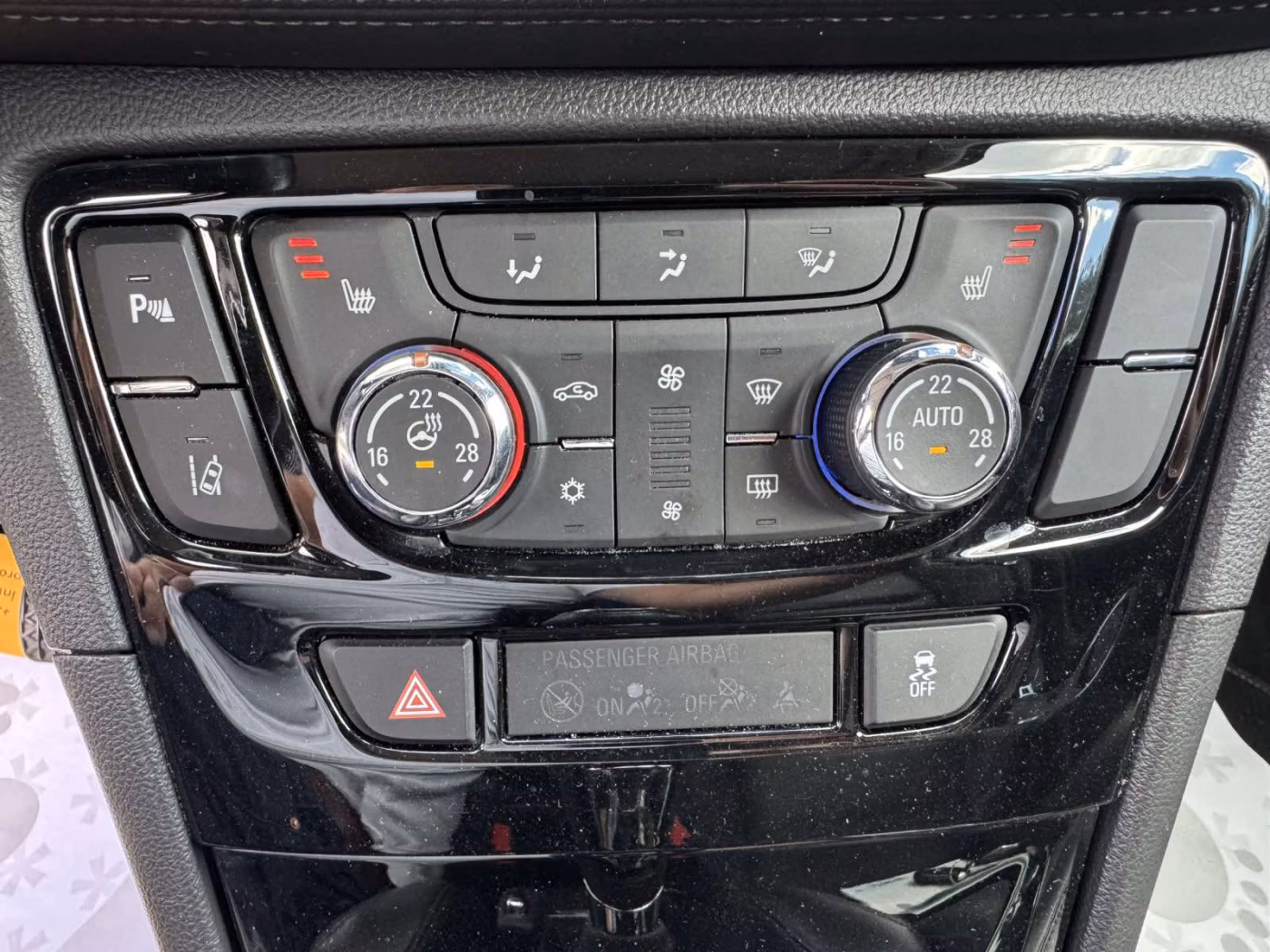 Opel Mokka фото 14