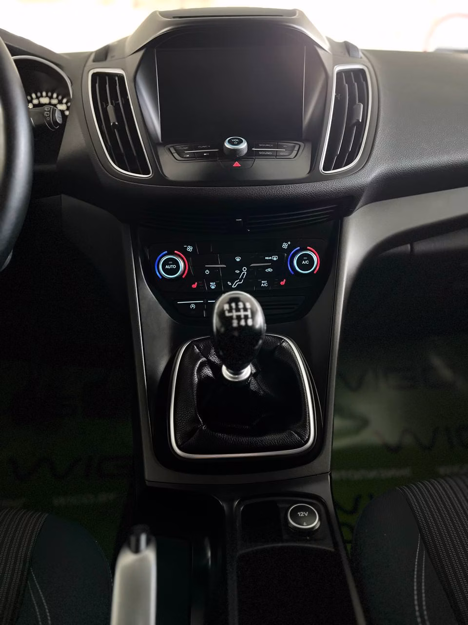 Ford C-MAX фото 14