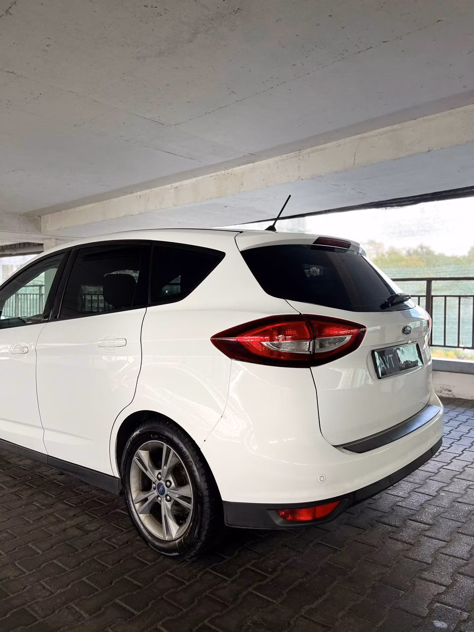 Ford C-MAX фото 5