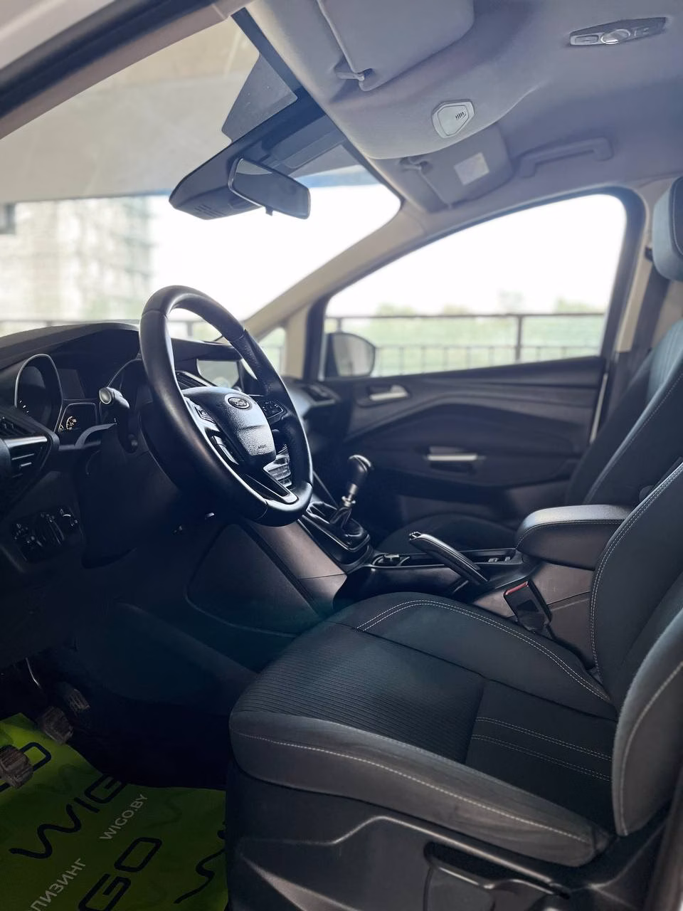 Ford C-MAX фото 11